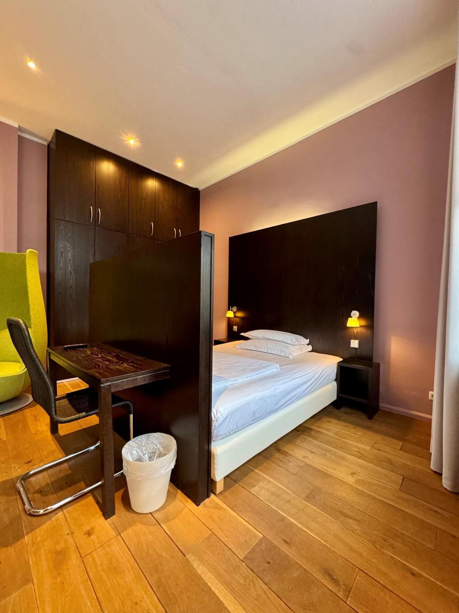 The New Yorker Hotel Koeln-Messe Dış mekan fotoğraf