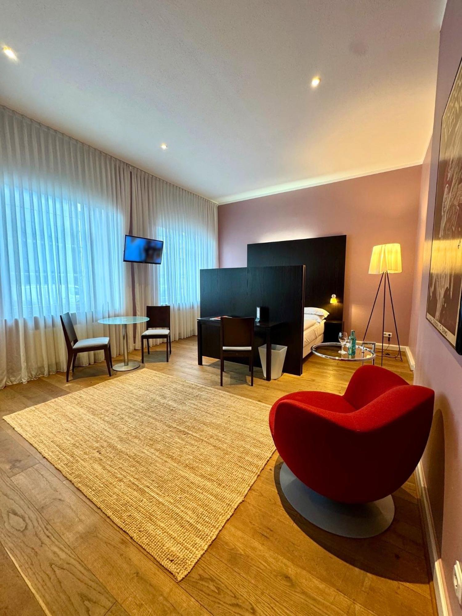 The New Yorker Hotel Koeln-Messe Dış mekan fotoğraf